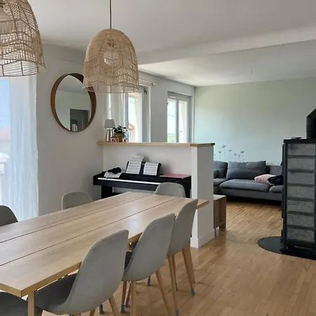 Jolie Maison Cosy, Grand Jardin, En Bordure De La Via Fluvia